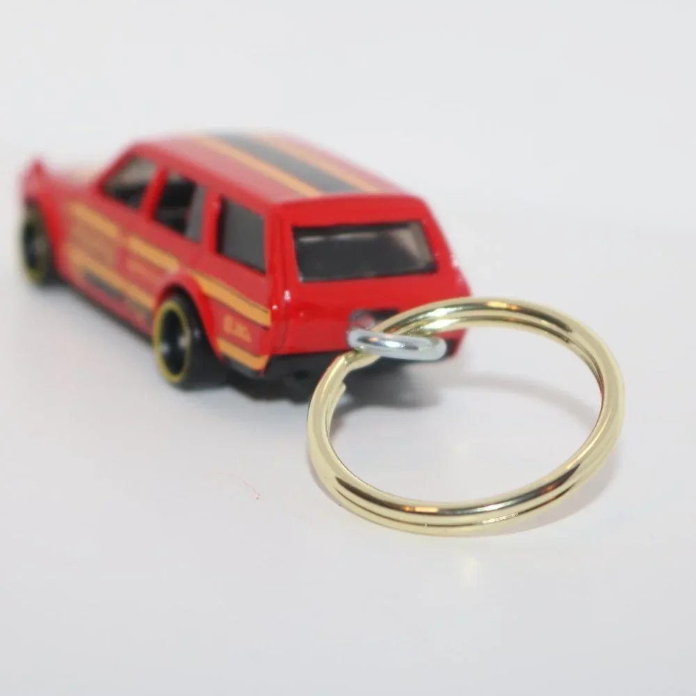 Hot Wheels Speed Graphics MOMO CUSTOM keychain